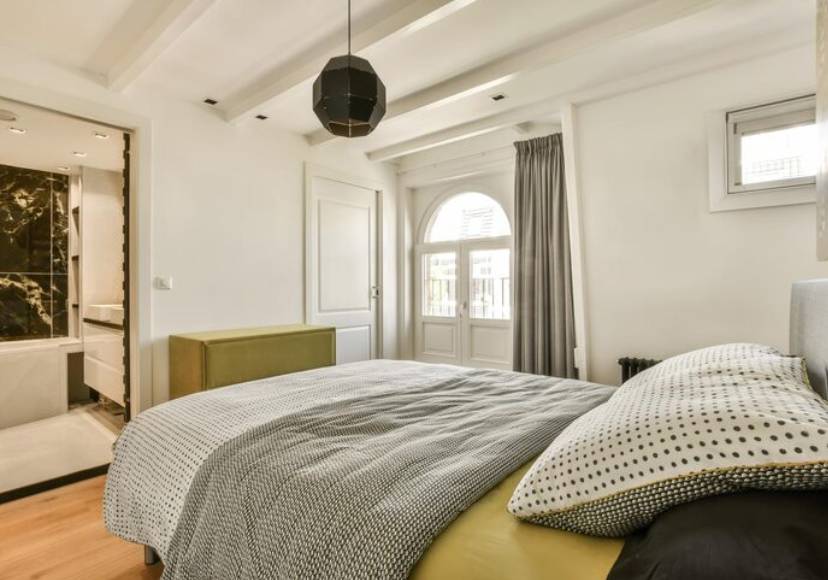 How Casement Windows Are Transforming Interior Light